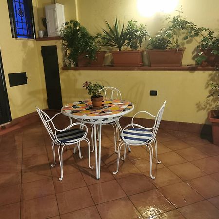Bed and Breakfast Le Stanze Di Eli E Gio Castellammare di Stabia Exteriér fotografie